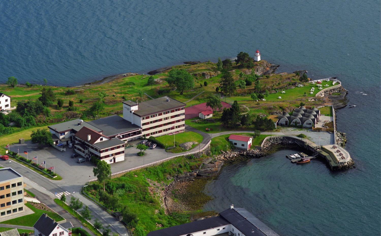 Sognefjord Hotel Hermansverk Bagian luar foto